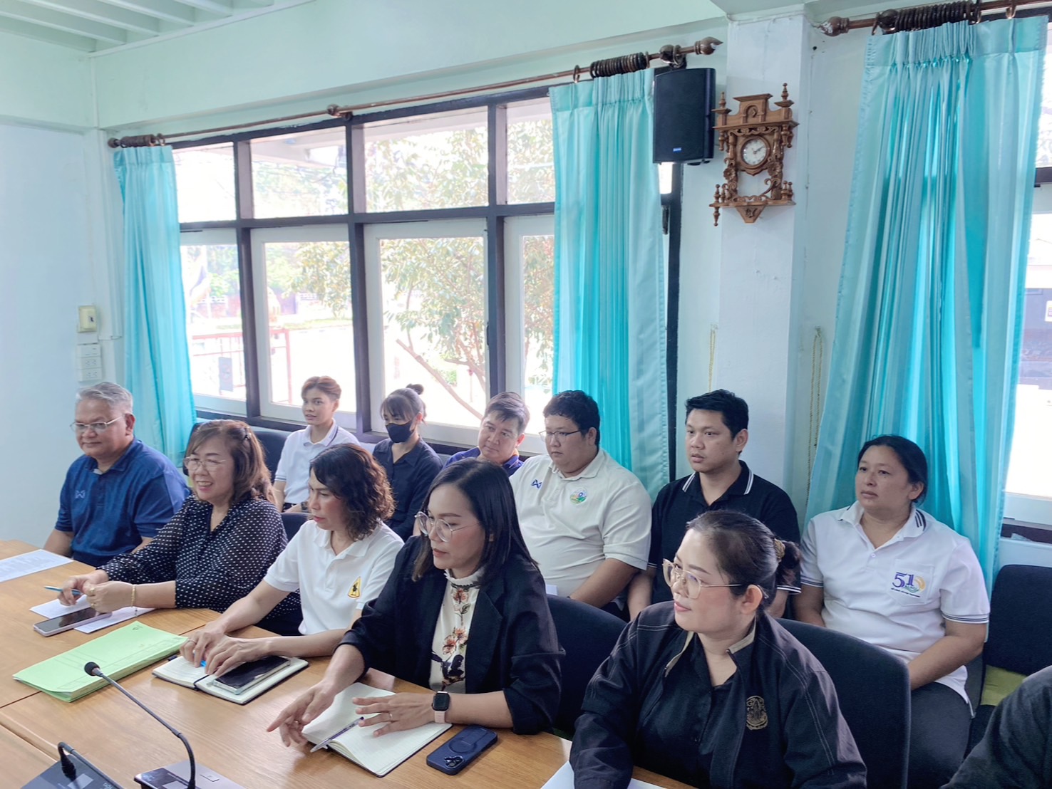 title - รองเลขาธิการ ส.ป.ก. ลงพื้นที่ประชุมเตรียมความพร้อมการตรวจราชการของรัฐมนตรีช่วยว่าการกระทรวงเกษตรและสหกรณ์ (นางสาวปิยะรัฐชย์ ติยะไพรัช) และการจัดงานพิธีมอบโฉนดเพื่อการเกษตร ณ ส.ป.ก.สุโขทัย
